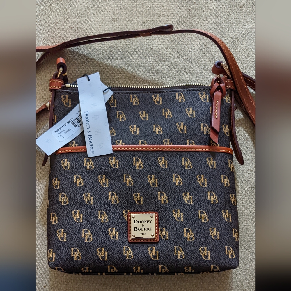 Dooney and Bourke Crossbody purse